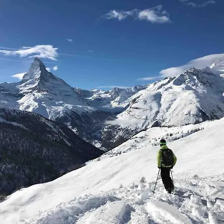 Modern With Matterhorn View 公寓 采尔马特