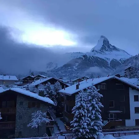 Modern With Matterhorn View Lägenhet Zermatt